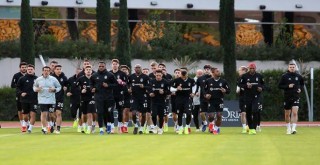 Hazırlıklar Devam Ediyor