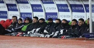 Beşiktaş'ın kulübesinde yabancı kalmadı!