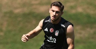 Beşiktaş'ta 9 numaralı forma Semih Kılıçsoy'un!