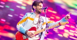 Kenan Doğulu'nun Vay Be albümünden dördüncü klip: Dansa Kaldır