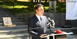 Beşiktaş'taki Dünya Barış Parkı yenilendi