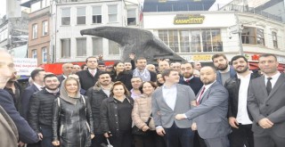 CHP'li aday Akpolat Beşiktaşlılarla buluştu
