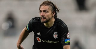 Caner 2 yıllık sözleşmeyi kabul edecek mi?