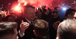 Beşiktaş Başkanı Hasan Arat iftarda taraftar ile buluştu