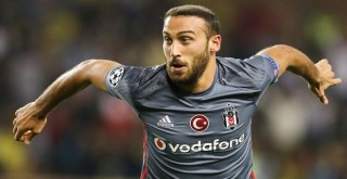 Cenk Tosun feda dedi