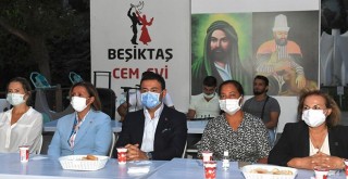 Başkan Akpolat, Muharrem ayının ilk orucunu komşularıyla birlikte açtı