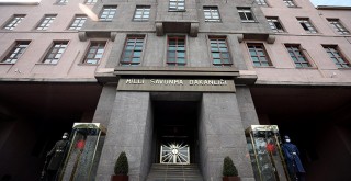 Milli Savunma Bakanlığı'ndan akıllı telefon emri!