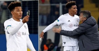 Sahaya muşta atıldı kırmızı kart iptal edildi! Beşiktaş'tan resmi açıklama...