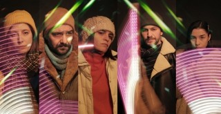 Tiyatro Pera'nın yeni oyunu Bir Kış Gecesi Rüyası (Neredeyse Kasabası) prömiyer yaptı!