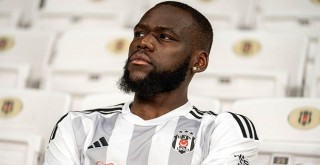 Beşiktaş'tan flaş gelişme! Yeni trasnfere ayrılık kararı