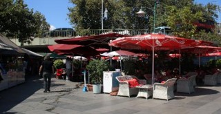 Beşiktaş İskelesi'ndeki dükkanlara tahliye kararı