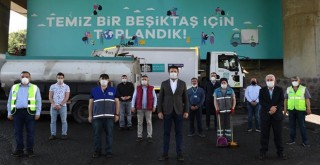 Başkan Akpolat, mesai arkadaşlarının İşçi Bayramı'nı kutladı