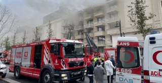 Çırağan Sarayı'nın otel bölümünde yangın! Beşiktaş Kaymakamı Önder Bakan ile Beşiktaş Belediye Başkanı Rıza Akpolat'tan peş peşe açıklamalar geldi!
