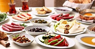 Bu besinler sahurda tok tutuyor