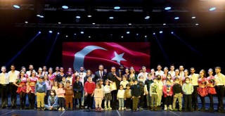 Rıza Akpolat: Öğretmenler bizim başımızın tacı