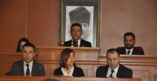 Rıza Akpolat meclisi topladı komisyonları belirledi