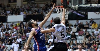 Beşiktaş Sompo Sigorta - Anadolu Efes: 68-80