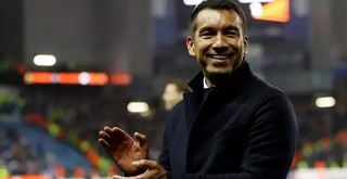 Bronckhorst, Beşiktaş için Perşembe günü İstanbul'a gelecek!