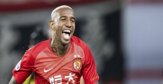 Kartal Talisca ile temasta