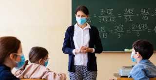 Sağlıklı bir durum oluşursa okullar açılacak