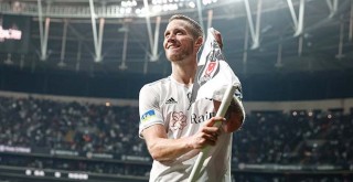 Şenol Güneş kararını verdi! Yönetim Weghorst için harekete geçti