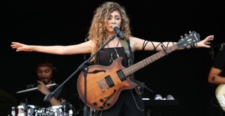 Sena Şener'e müzikseverlerden büyük ilgi