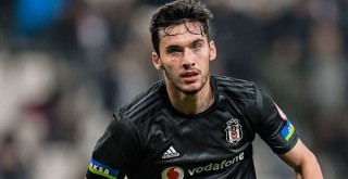 Yaşça büyük birine vursam sorun olur