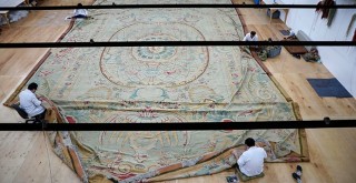 Dolmabahçe Sarayı'nın 119 yıllık tarihi halısı restore ediliyor