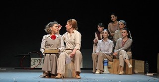 İBB Şehir Tiyatroları, 10 oyunla seyirci karşısında!