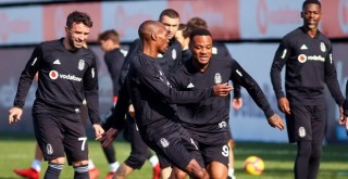 Hazırlıklar sürüyor