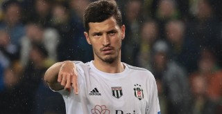 Beşiktaş, Salih Uçan'la yine anlaşamadı!