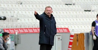 Sergen Yalçın maç sonrası açıklamada bulundu