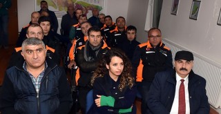 Beşiktaş Belediyesi'nden deprem bölgesine yardım