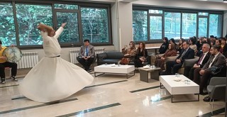 Beşiktaş'ta Şeb-i Arus, öğrenciler Mevlana'yı andı!