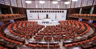 Meclis'e 376 milyon 710 bin 588 TL'lik sıfır kilometre 113 kiralık araç