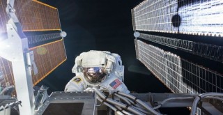 ISS’deki NASA astronotları uzay yürüyüşüne çıktı