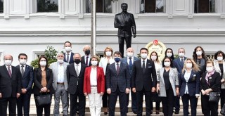 Beşiktaş için çalışan muhtarları kutladılar