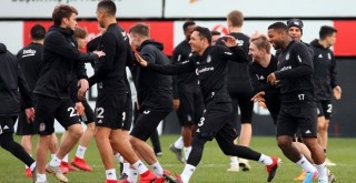 Taraftarlardan ziyaret