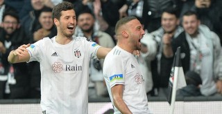 Beşiktaş'ta Cenk Tosun ve Salih Uçan'la ipler kopuyor mu?