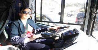 İETT'nin Şoför Nebahatlari iş başında