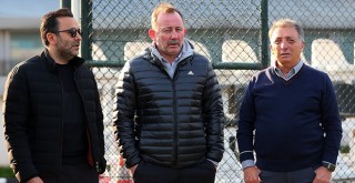 Siyah-beyazlı yönetimden hakem kararı