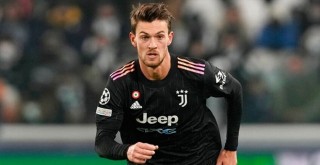 Ezeli rakipler arasında tarihi transfer savaşı! Beşiktaş, Fenerbahçe, Galatasaray aynı yıldıza talip