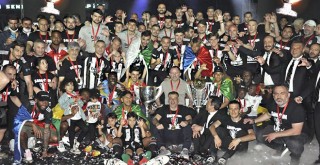 Şampiyon Beşiktaş muhteşem bir törenle kupasına kavuştu