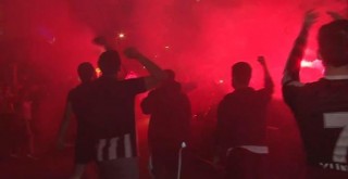 Beşiktaş Çarşı'da, taraftarlar şampiyonluğu böyle kutladı!..