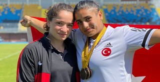 Siyah-beyazlı atlet Milli formayla dünya şampiyonu oldu