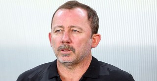 Yönetim, futbolcu ve taraftar olarak kenetlenmeliyiz