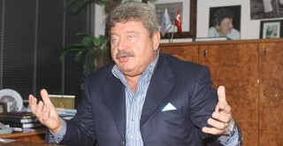 Eski bakan Mehmet Ali Yılmaz evinde ölü bulundu