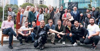 Haluk Levent ve Rus Aleksandrov Kızılordu Korosu Etiler'de buluştu