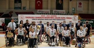 Beşiktaş Tekerlekli Sandalye Basketbol Takımı'ndan Türkiye ikinciliği