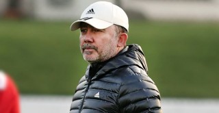 Sergen Yalçın: Savaşın, gereksiz risklerden kaçının